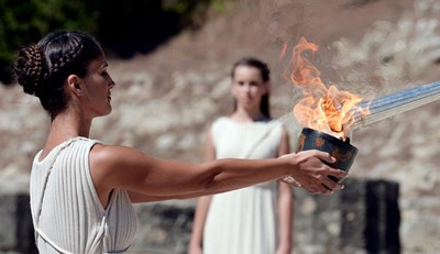 Nghi lễ thắp ngọn lửa Olympic Sochi 2014 tại Olympia, Hy Lạp ngày 29/9/2013.
